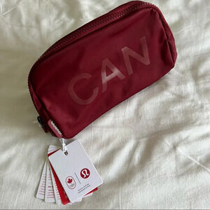 🆕 Lululemon Everywhere Belt Bag ebb Dark Sport Red Team Canada Olympics